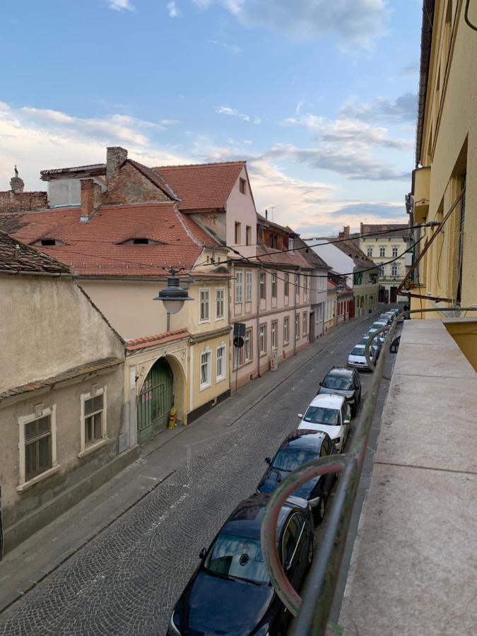 Vinczefi'S Residence 锡比乌 外观 照片